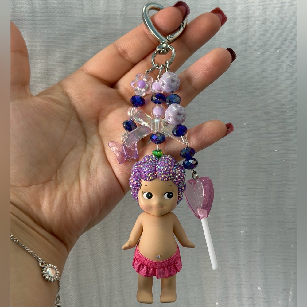 Sonny Angel Grape Bedazzled Keychain - Picture 3 of 8